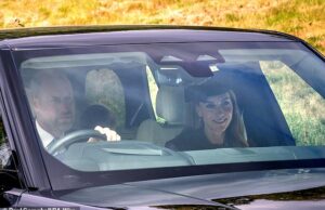 Princesas do passageiro! Kate O príncipe e a princesa de Gales são vistos dirigindo seus três filhos para o culto da igreja de domingo em Balmoral