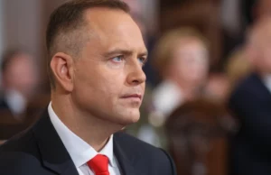 “Pronto para combater o governo de Tuska”. Os franceses escrevem sobre Nawrocki "Pronto para combater o governo de Tuska". Os franceses escrevem sobre Nawrocki