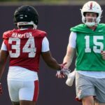 Qual é o canal que transmitirá o jogo de futebol universitário de Stanford-Hawaii?