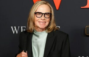 Quem interpreta tia Gladys em ‘armas’? Onde você viu Ami Madigan antes Julia Garner em 'Armas' (Warner Bros.)