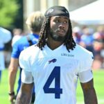 RB Cook Bills, procurando extensão, fora novamente