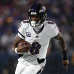 Ravens Lamar Jackson bate -se de volta a Adam Schefter após o relatório sobre sua lesão