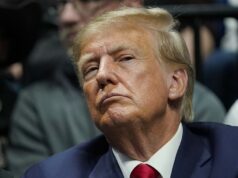 Relativamente entediado, Trump põe em risco um judeu notável FILE - George Soros, founder and chairman of the Open Society Foundations, attends the Joseph A. Schumpeter Award ceremony in Vienna, Austria, June 21, 2019. As former President Donald Trump braces for a potential indictment related to hush money payments made on his behalf during his 2016 campaign, Republicans blasting the case as politically motivated are blaming a frequent target: Soros. (AP Photo/Ronald Zak, arquivo)