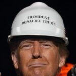Relatório: Administração Trump em conversas para comprar uma aposta na Intel para produzir empregos americanos de alta tecnologia