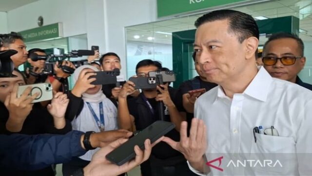 Reportar aos três juízes que tentaram, Tom Lembong foi para KY


