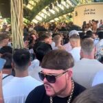 'Ibiza Final Boss', Jack Kay se tornou visível novamente - embora alguns fãs tenham descoberto um novo recurso em seu penteado distinto