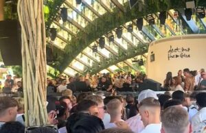 Revelado: O que ‘Ibiza Final Boss’ se esconde atrás de seu filho elaborado depois que ele se tornou uma estrela global 'Ibiza Final Boss', Jack Kay se tornou visível novamente - embora alguns fãs tenham descoberto um novo recurso em seu penteado distinto