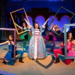 Revisão: as luzes da cidade vão 'de cabeça para baixo' com o musical go-go