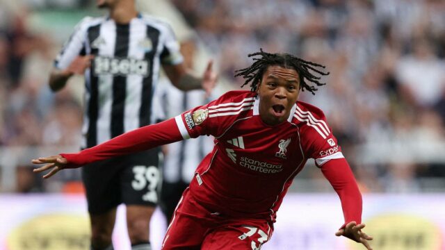 Rio Ngumoha é um jogador do Liverpool. Como o Rio Ngumoha é classificado entre os marcadores mais jovens da Premier League?



