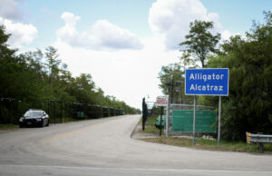 Ron DeSantis responde para julgar a ordem da ordem ao Alcatraz Alligator Ron DeSantis responde para julgar a ordem da ordem ao Alcatraz Alligator