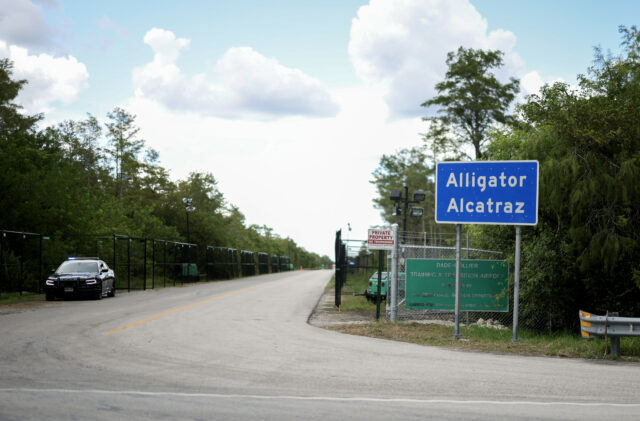 Ron DeSantis responde para julgar a ordem da ordem ao Alcatraz Alligator

