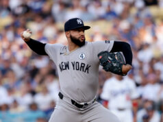 Rumores dos Yankees – Nova York incentiva os laços com o arremessador de US $ 8 milhões em Rumores dos Yankees - Nova York incentiva os laços com o arremessador de US $ 8 milhões em