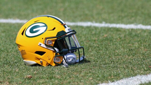 STAR HOWTON Packers, primeiro NFLPA Prez, morre aos 95 anos de idade

