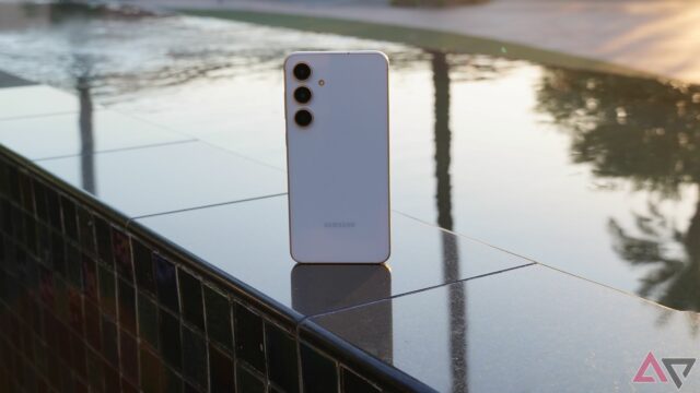 Samsung Galaxy S25 FE Lançamento Detalhes da superfície

