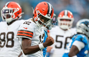 Sanders Sanders envia uma mensagem sincera para o papai Deion após a primeira NFL Sanders Sanders envia uma mensagem sincera para o papai Deion após a primeira NFL