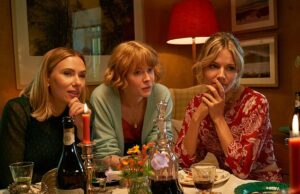 Scarlett Johansson é explodido pelos fãs por seu sotaque inglês “horrível” no novo filme do meu mãe Os fãs explodiram Scarlett Johansson, 40, (l) para ela