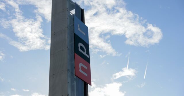 Scott Detrow é nomeado como o novo anfitrião de "All Things Considere" da NPR "



