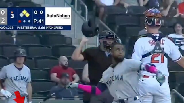 Victor Enrique Robles Brito Bat Throw