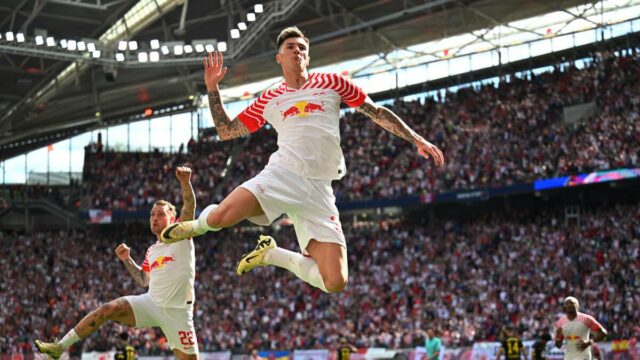 Sesso assinou com o Manchester United até 2030.

