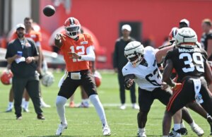 Shadeur Sanders Lesão: O que aconteceu com o filho de Deion Sanders durante o campo de treinamento de Browns? March Madness Logo