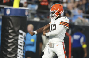 Shedeur Chrowers adultos relatam as cabeças com a AFC EXC Shedeur Chrowers adultos relatam as cabeças com a AFC EXC