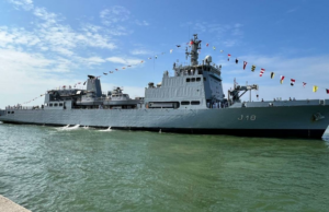 SinhOeak chega a Cingapura em seu dia nacional SinhOeak chega a Cingapura em seu dia nacional