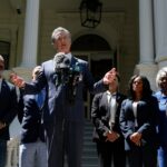 Skelton: Newsom, os democratas precisam trazer todas as armas da Califórnia para o tiroteio do Texas