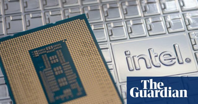Softbank Japan fornece US $ 2 bilhões para a Intel como uma linha de vida



