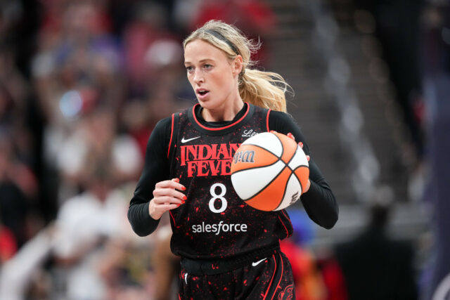 Sophie Cunningham, a estrela da febre Sophie Cunningham de volta após a multa mais recente da WNBA



