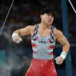 Stanfords Asher Hong Rolls para o segundo título nacional no campeonato de ginástica dos EUA