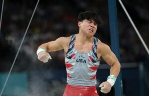 Stanfords Asher Hong Rolls para o segundo título nacional no campeonato de ginástica dos EUA Stanfords Asher Hong Rolls para o segundo título nacional no campeonato de ginástica dos EUA