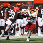 Star Browns faz a declaração após a questão do comércio de Mmlaurin Mmlaurin