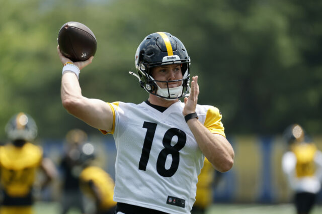 Steelers atingiu com o assustador Warfortar Howard Worsard Get News

