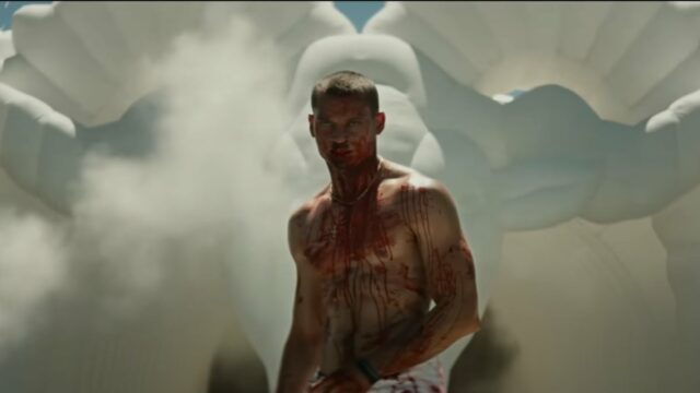 TRAIDER HIM: O produtor Jordan Peele transforma o exercício de futebol em um massacre

