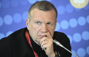 TV Russi TV emite a cúpula de Trump de armas de arma nuclear TV Russi TV emite a cúpula de Trump de armas de arma nuclear