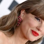 Taylor Swift apareceu em seu primeiro episódio de podcast em