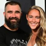 Taylor Swift lembra sua primeira impressão de Jason e sua esposa Kylie Kelce