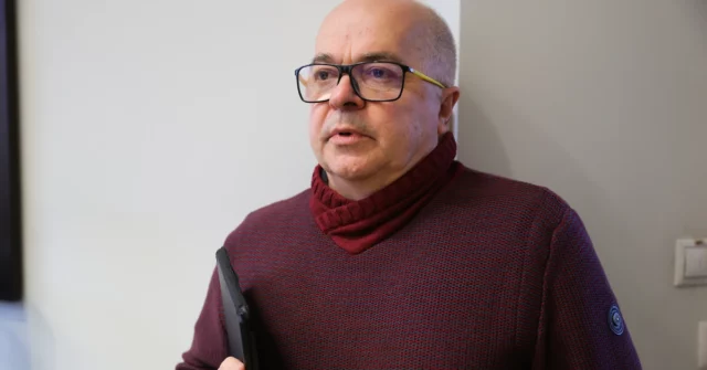 Thomasz Zimoch não é mais um legislador da Polônia em 2050.

