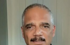 Titular: “Sem base factual” para investigações supera a administração em Dems Titular: "Sem base factual" para investigações supera a administração em Dems