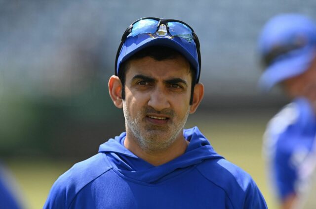 "Todo mundo escala Gautam Gambhir e o culpa"

