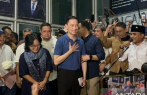 Tom Lembong relatou 3 juízes ao MA e à frase de 4,5 anos no caso de importações de açúcar Tom Lembong relatou 3 juízes ao MA e à frase de 4,5 anos no caso de importações de açúcar