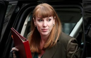 Trabalho A Inglaterra Middle será atingida pelos mais altos aumentos possíveis nos impostos do conselho para pagar pelas reformas de Angela Rayner no sistema, os líderes da prefeitura alertaram