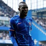 Transferir rumores, notícias: Spurs, Bayern, Newcastle para Chelsea Jackson Race
