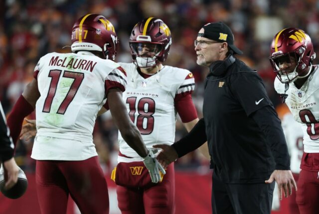 NFL: NFC Wild Card nos comandantes de Washington redondo Tampa Baukeners