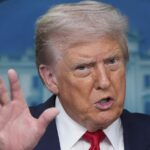 Trump Posição de 600 pontos de implantação federal de controle federal Keep