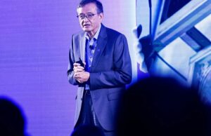 Trump chama o CEO da Intel para rejeitar os laços de afirmação na China Intel CEO-LABRUM BU TAN fala com a conversa.