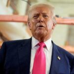 O presidente dos EUA, Donald Trump (foto), declarou russo