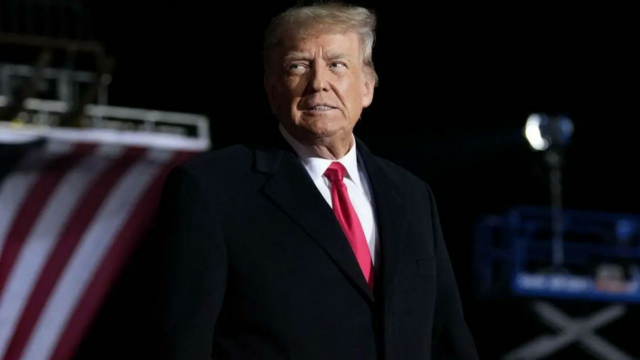 Trump é removido após o trabalho do projeto de trabalho

