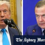 Donald Trump e Dmitry Medvedev, que envolveram o artista on -line antes.