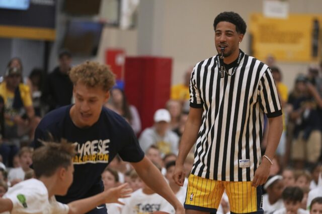 Estrela da NBA Tyrese Haliburton Youth Basketball Camp